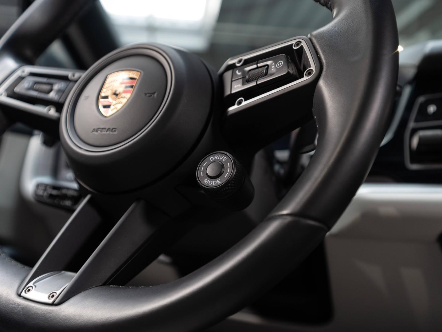 Voitures occasions PORSCHE CAYENNE S E-Hybrid Champagne-au-Mont-d'Or