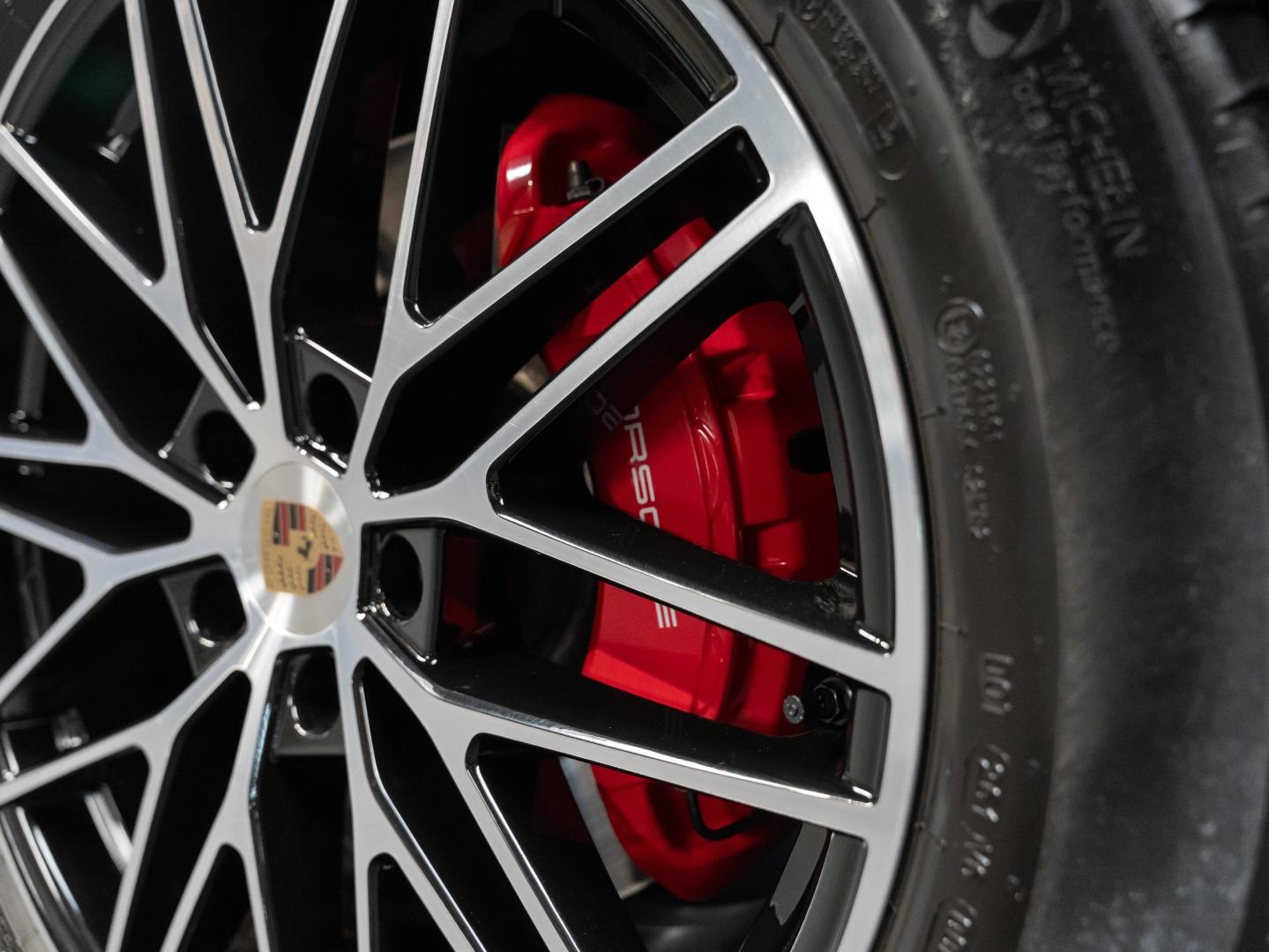 Voitures occasions PORSCHE CAYENNE S E-Hybrid Champagne-au-Mont-d'Or