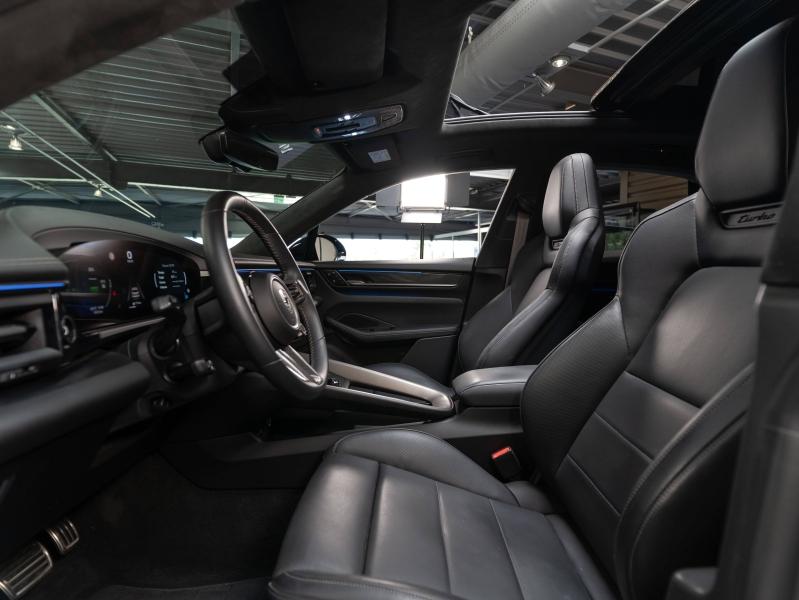 Voitures occasions PORSCHE MACAN Turbo Champagne-au-Mont-d'Or