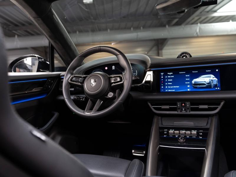 Voitures occasions PORSCHE MACAN Turbo Champagne-au-Mont-d'Or