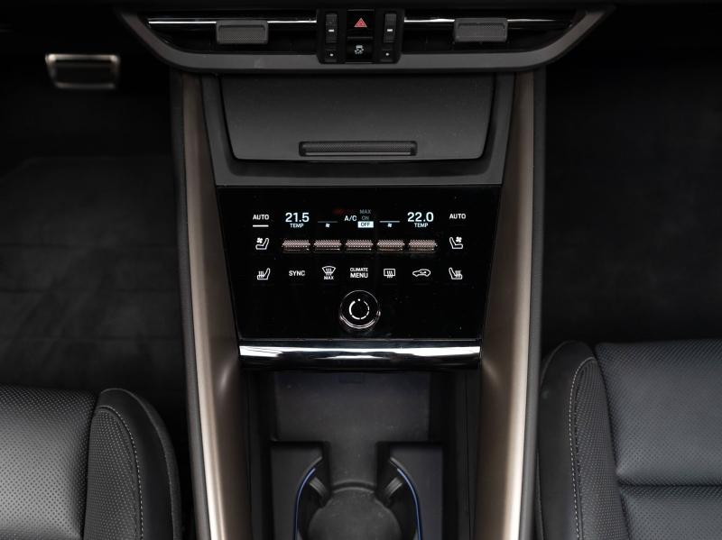 Voitures occasions PORSCHE MACAN Turbo Champagne-au-Mont-d'Or