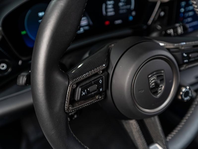Voitures occasions PORSCHE MACAN Turbo Champagne-au-Mont-d'Or