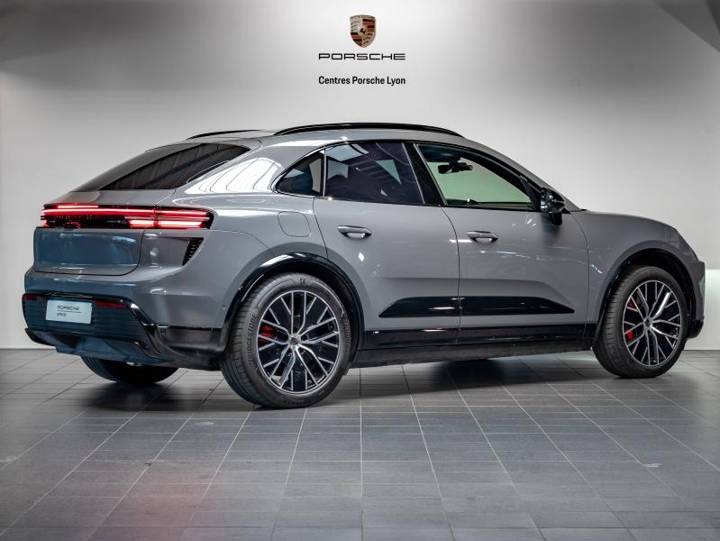 Voitures occasions PORSCHE MACAN Turbo Champagne-au-Mont-d'Or