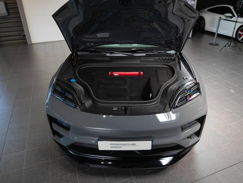 Voitures occasions PORSCHE MACAN Turbo Champagne-au-Mont-d'Or