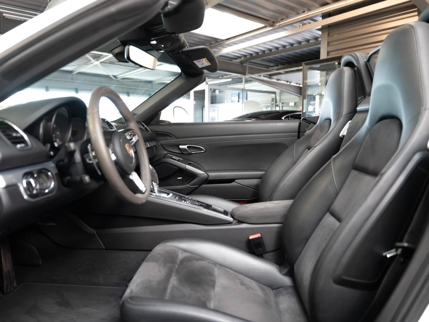Voitures occasions PORSCHE 718 Boxster Base Champagne-au-Mont-d'Or
