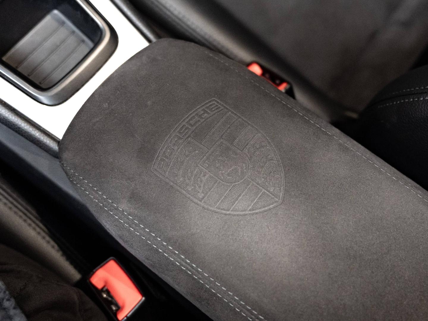 Voitures occasions PORSCHE 718 Boxster Base Champagne-au-Mont-d'Or