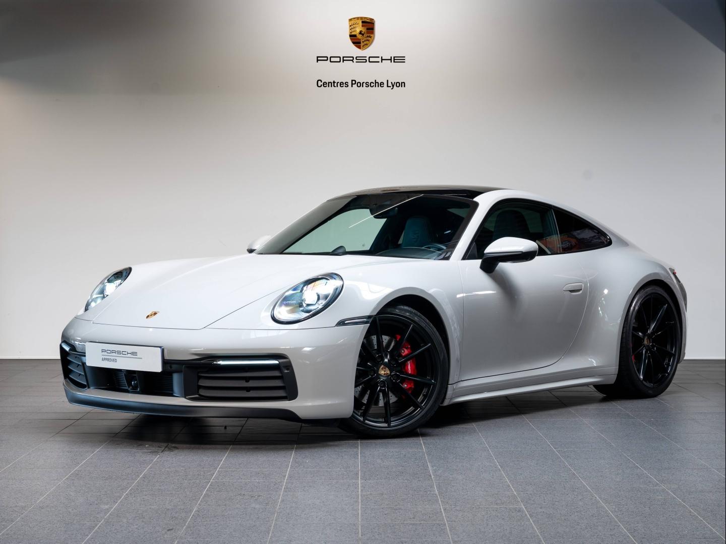 PORSCHE 911 Coupe
