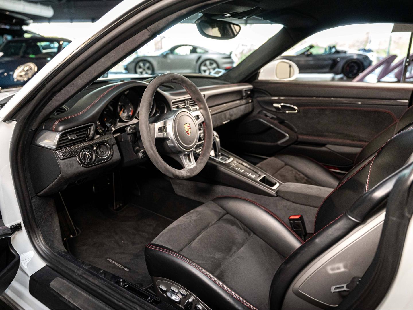 Voitures occasions PORSCHE 911 Coupe GT3 Champagne-au-Mont-d'Or