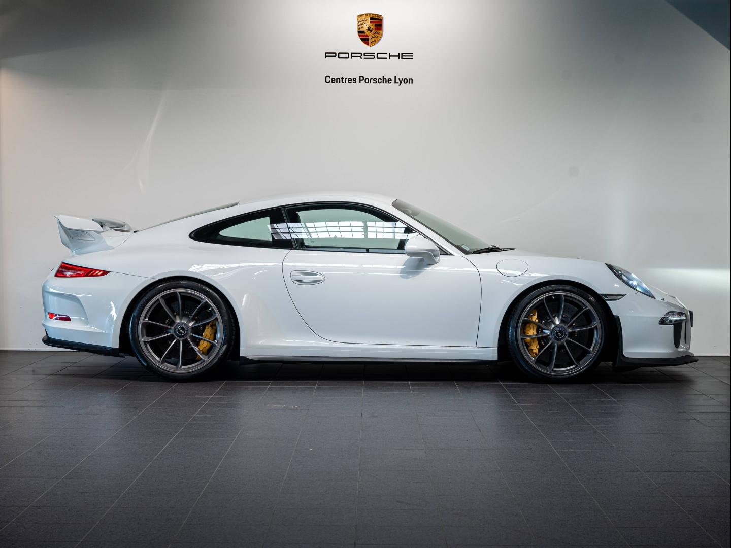 Voitures occasions PORSCHE 911 Coupe GT3 Champagne-au-Mont-d'Or