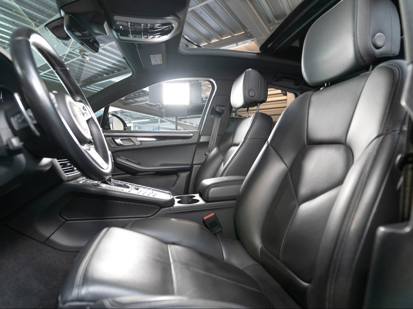 Voitures occasions PORSCHE MACAN S Champagne-au-Mont-d'Or