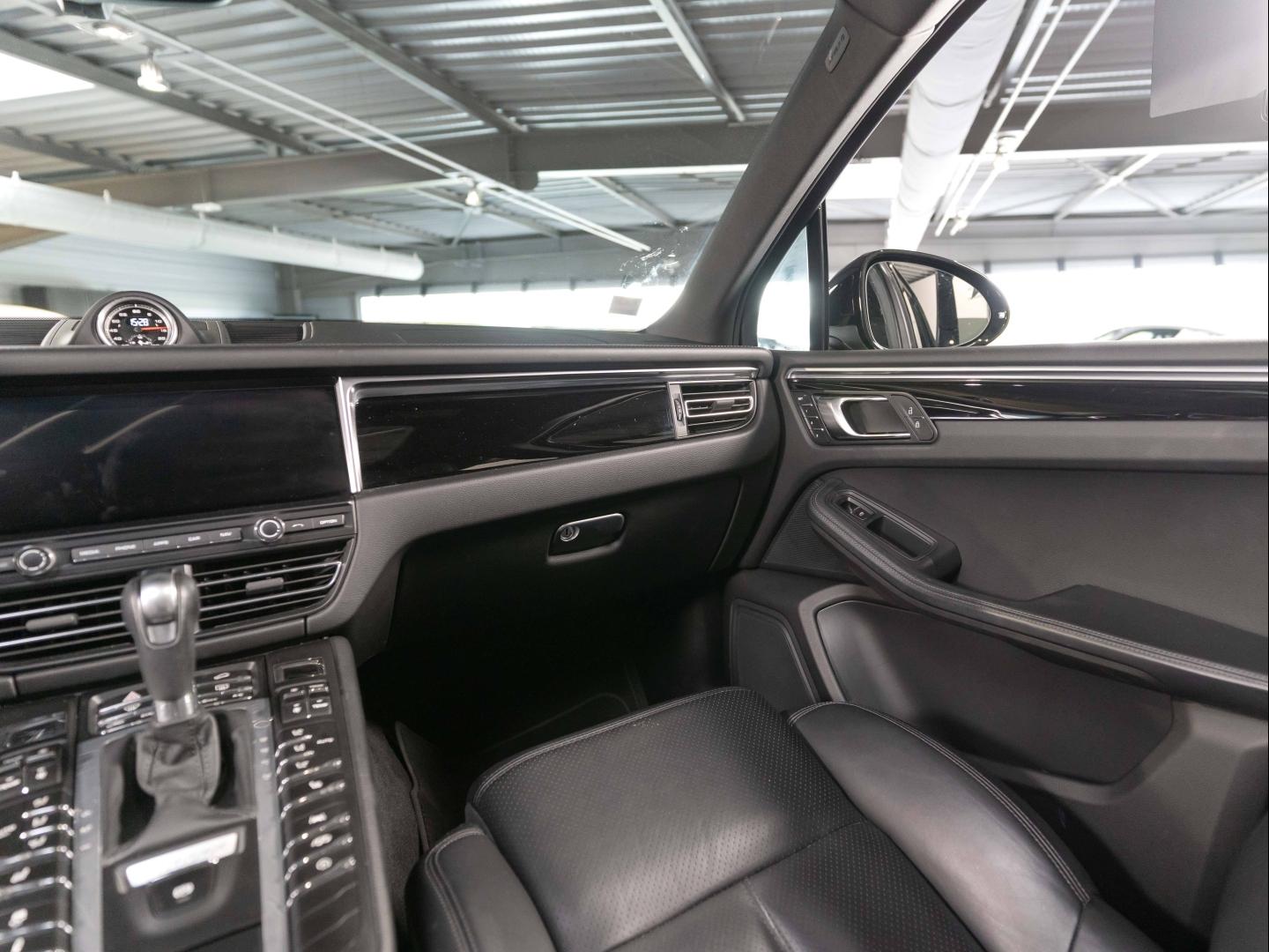 Voitures occasions PORSCHE MACAN S Champagne-au-Mont-d'Or
