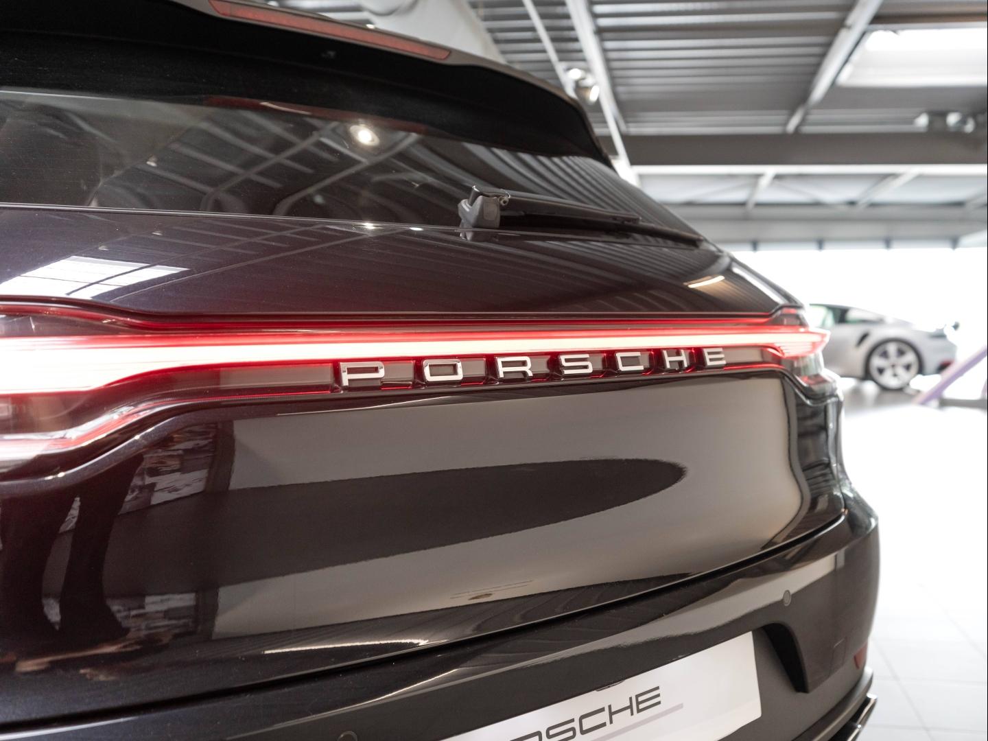 Voitures occasions PORSCHE MACAN S Champagne-au-Mont-d'Or