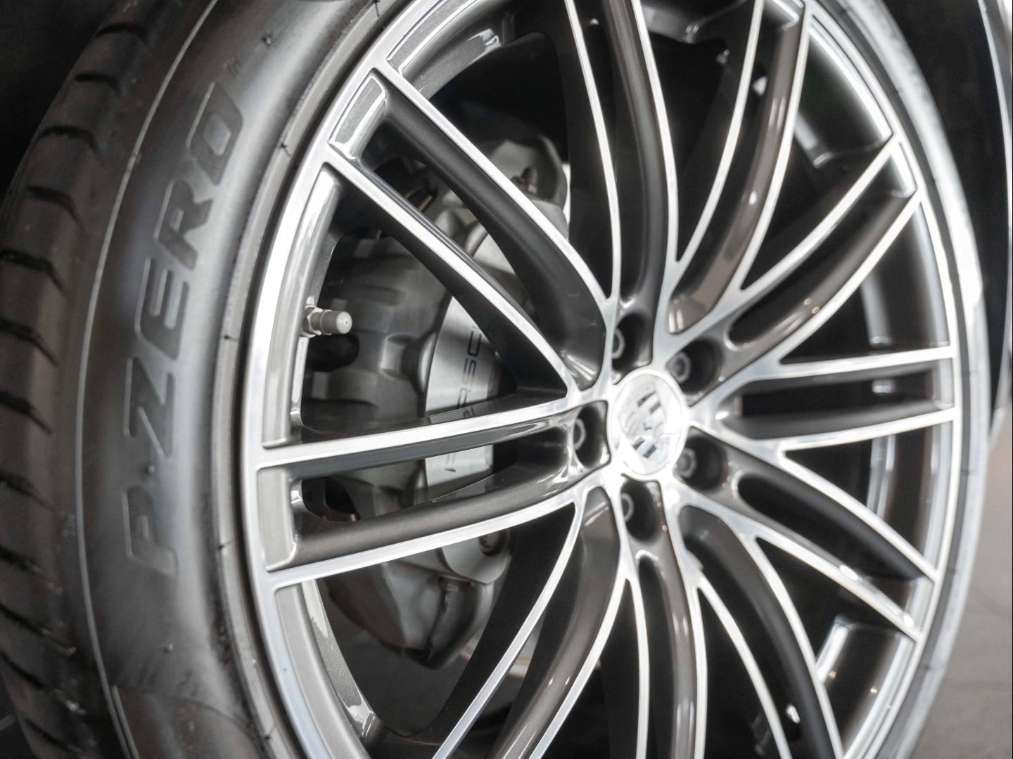 Voitures occasions PORSCHE MACAN S Champagne-au-Mont-d'Or