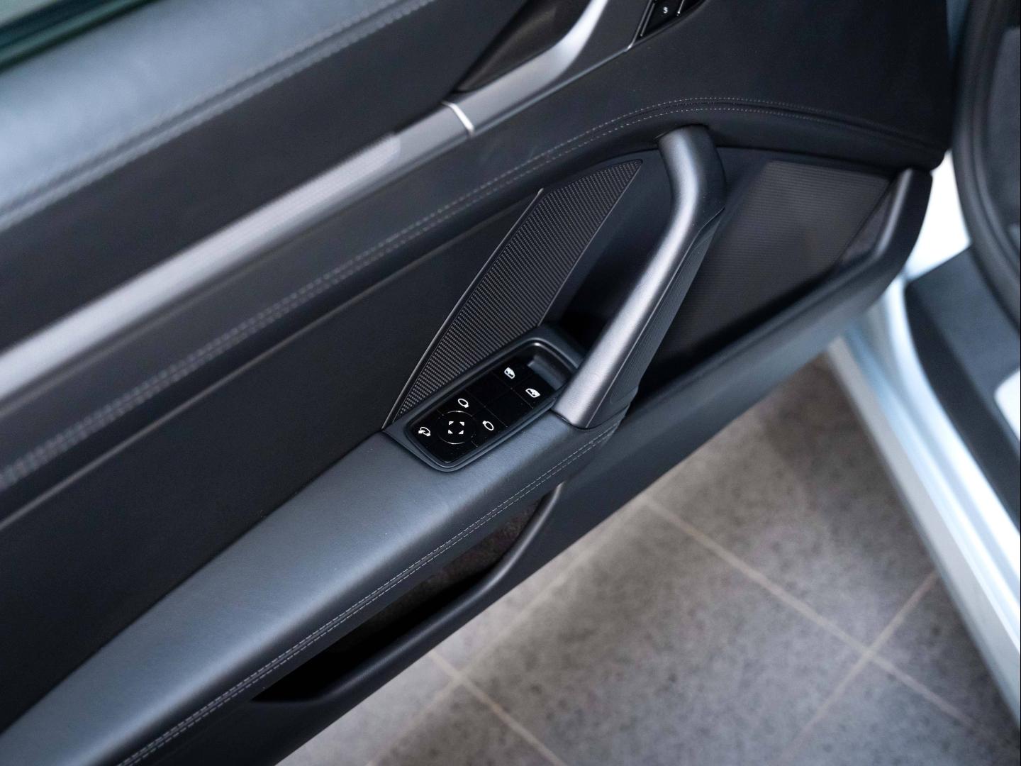Voitures occasions PORSCHE 911 Coupe Carrera S Champagne-au-Mont-d'Or