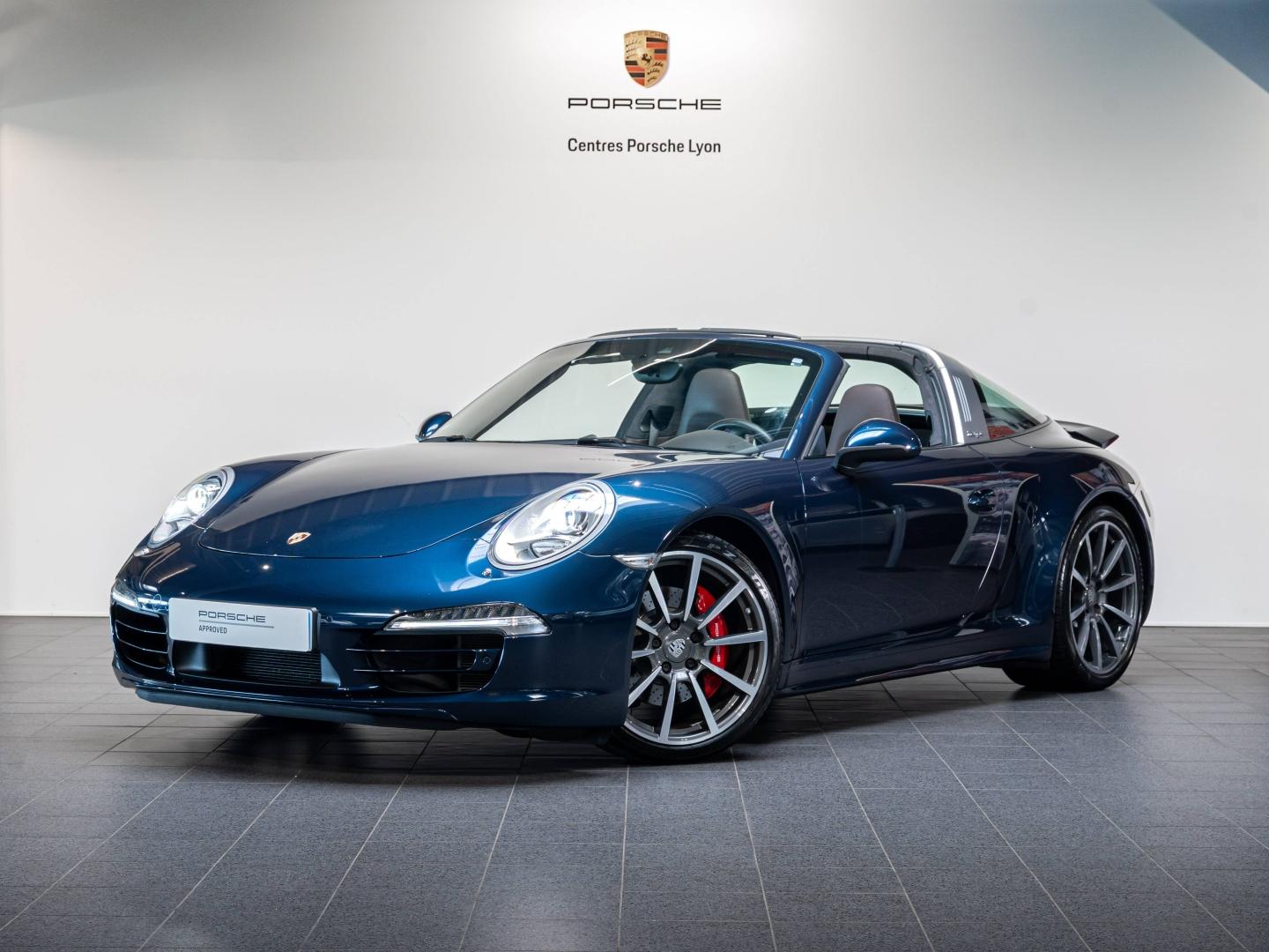 PORSCHE 911 Targa