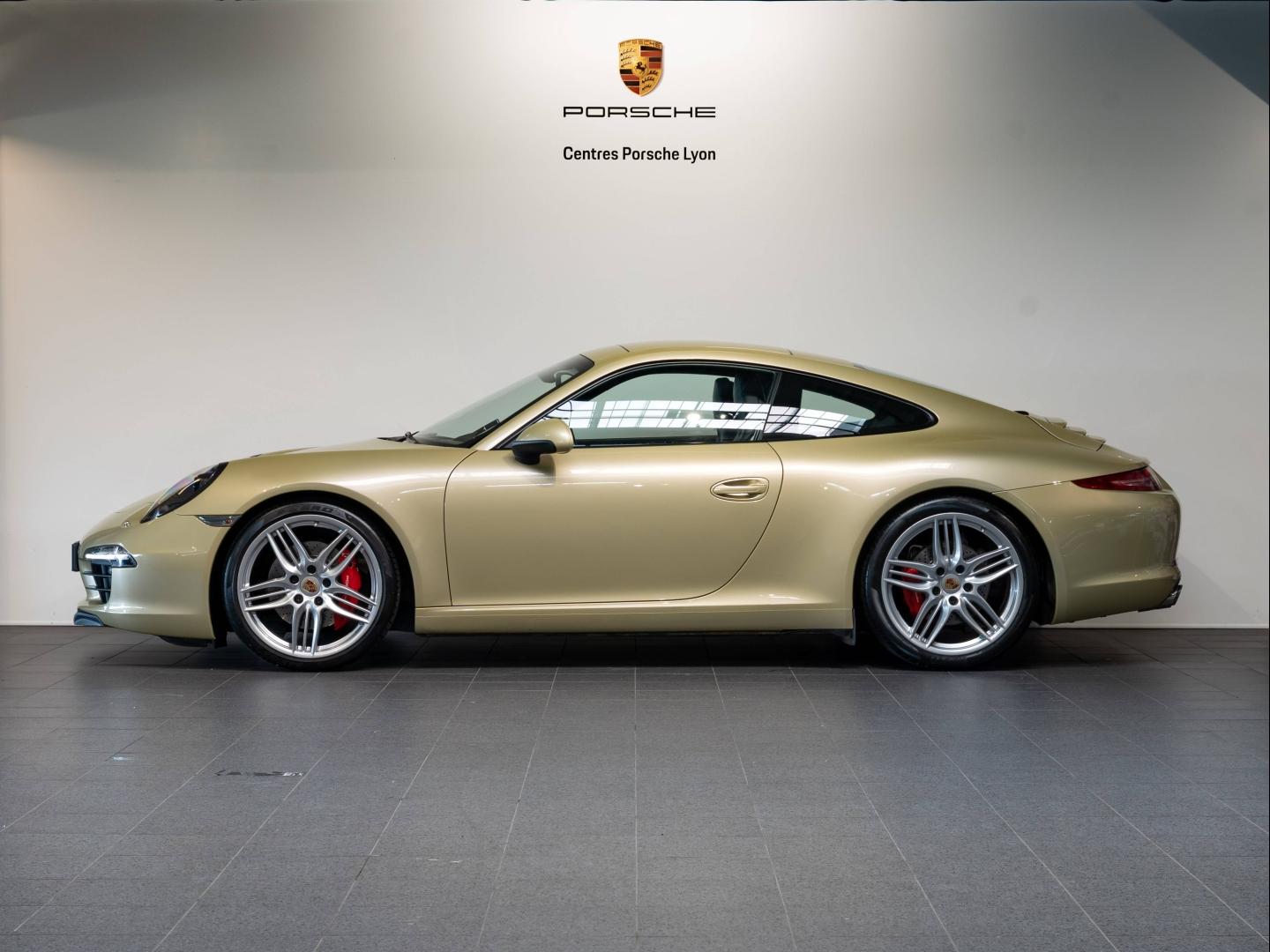 Voitures occasions PORSCHE 911 Coupe Carrera S Champagne-au-Mont-d'Or