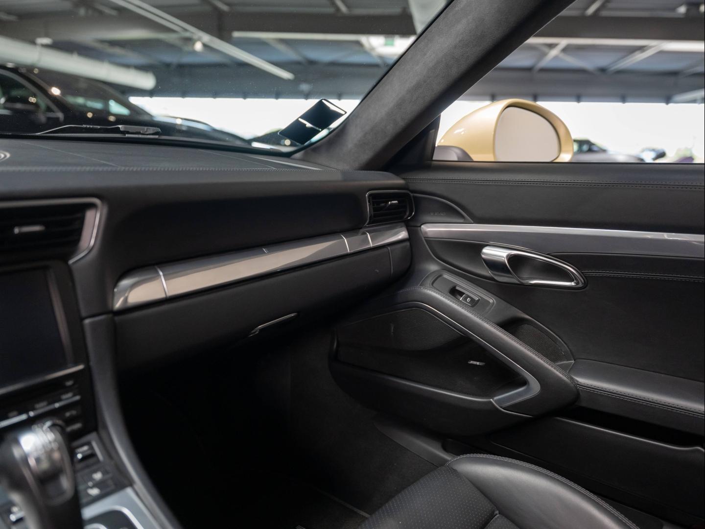 Voitures occasions PORSCHE 911 Coupe Carrera S Champagne-au-Mont-d'Or