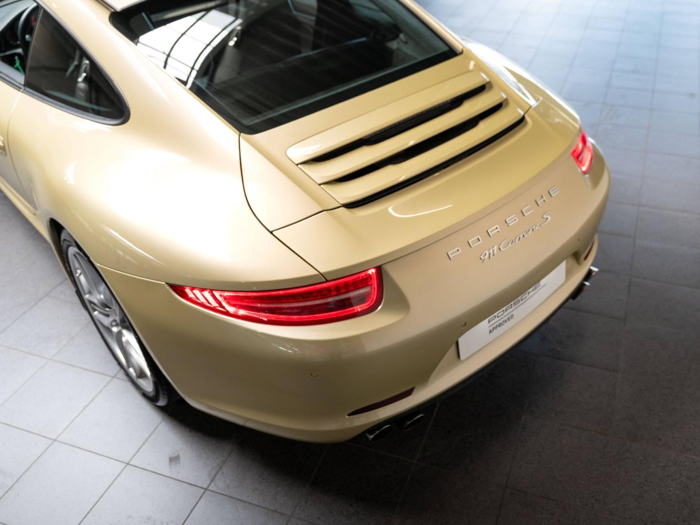 Voitures occasions PORSCHE 911 Coupe Carrera S Champagne-au-Mont-d'Or