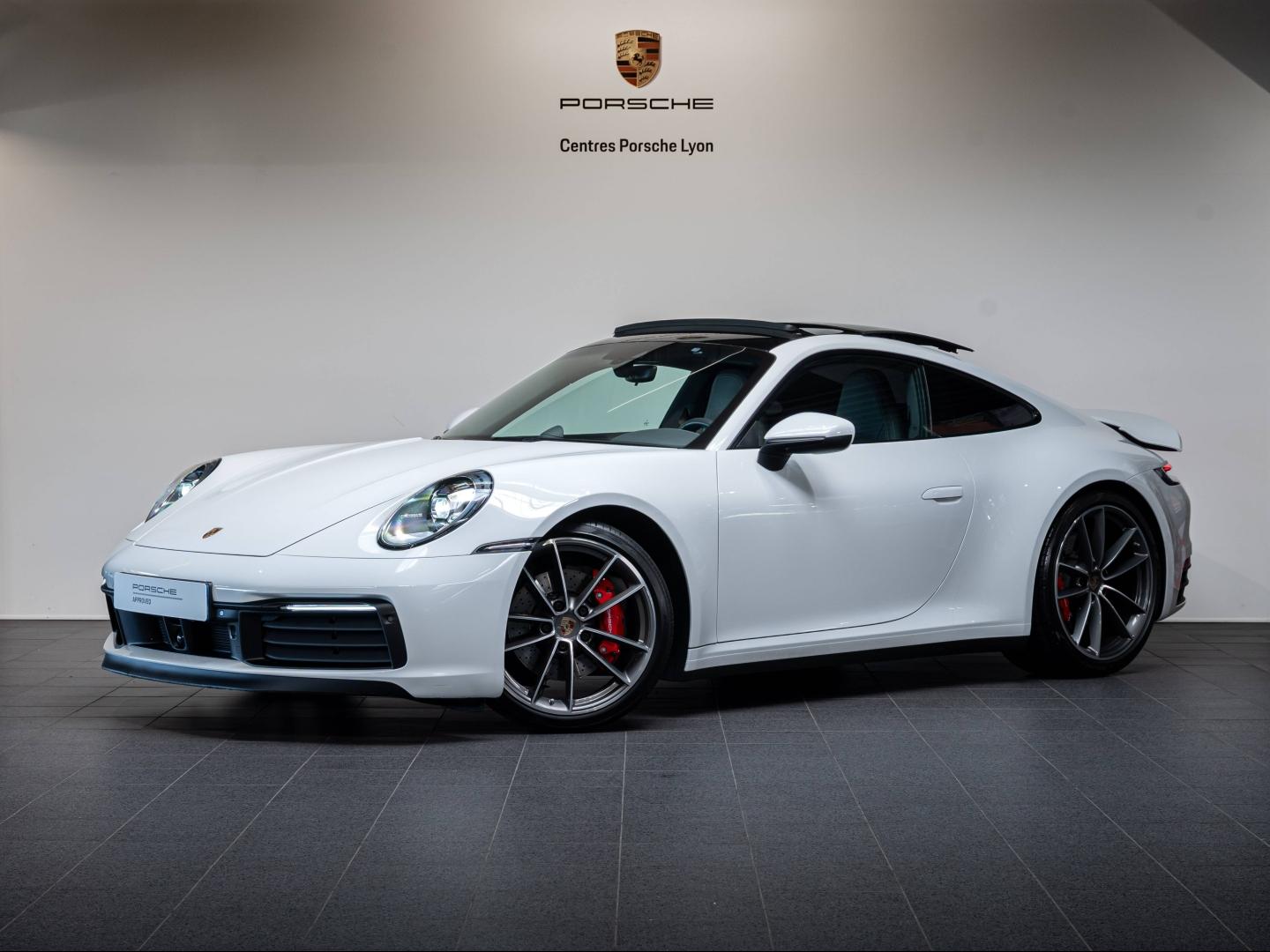PORSCHE 911 Coupe