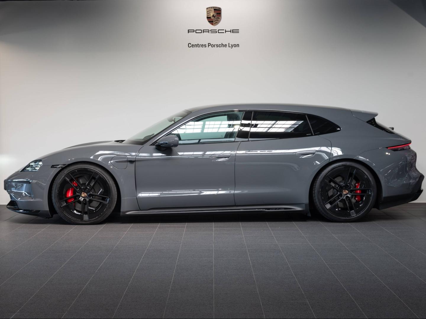Voitures occasions PORSCHE Taycan Sport Turismo GTS Champagne-au-Mont-d'Or