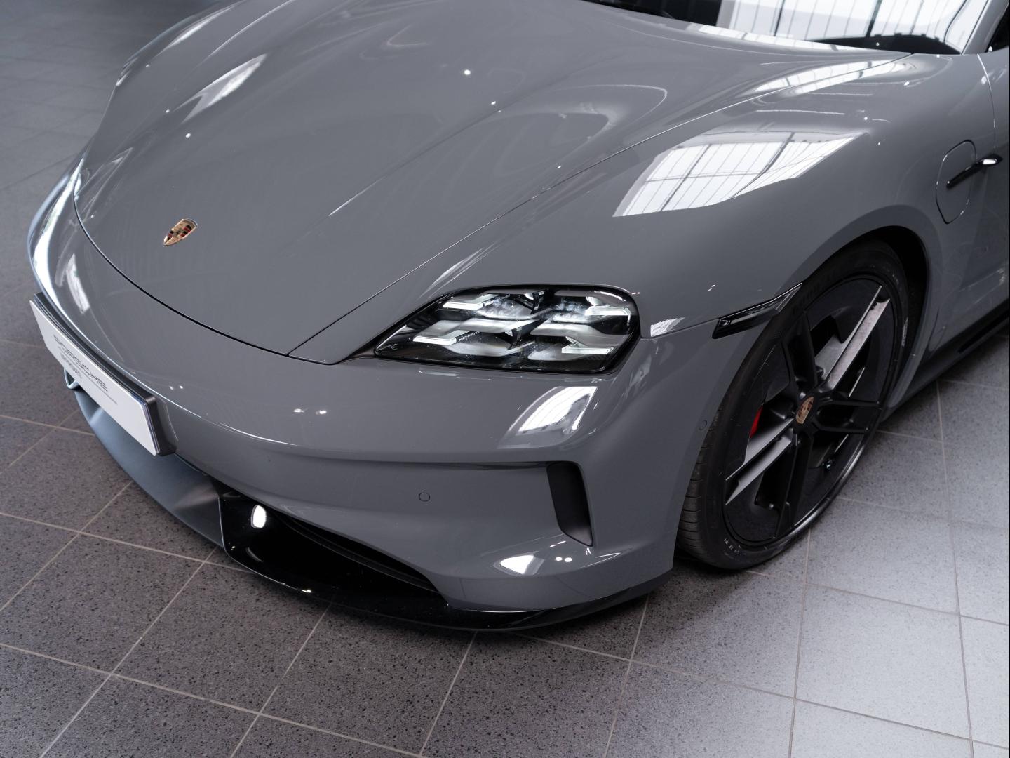 Voitures occasions PORSCHE Taycan Sport Turismo GTS Champagne-au-Mont-d'Or