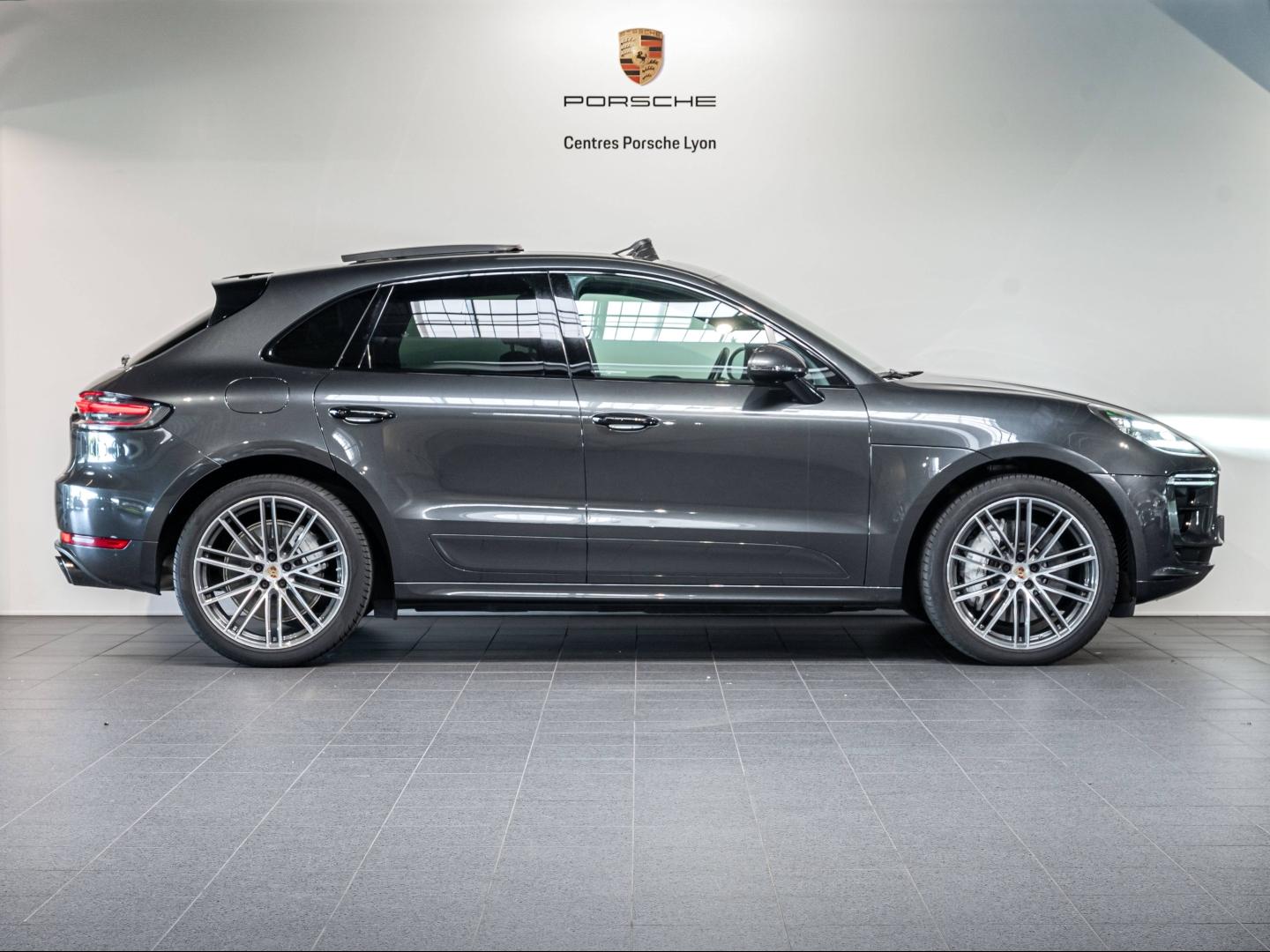 Voitures occasions PORSCHE MACAN Turbo Champagne-au-Mont-d'Or