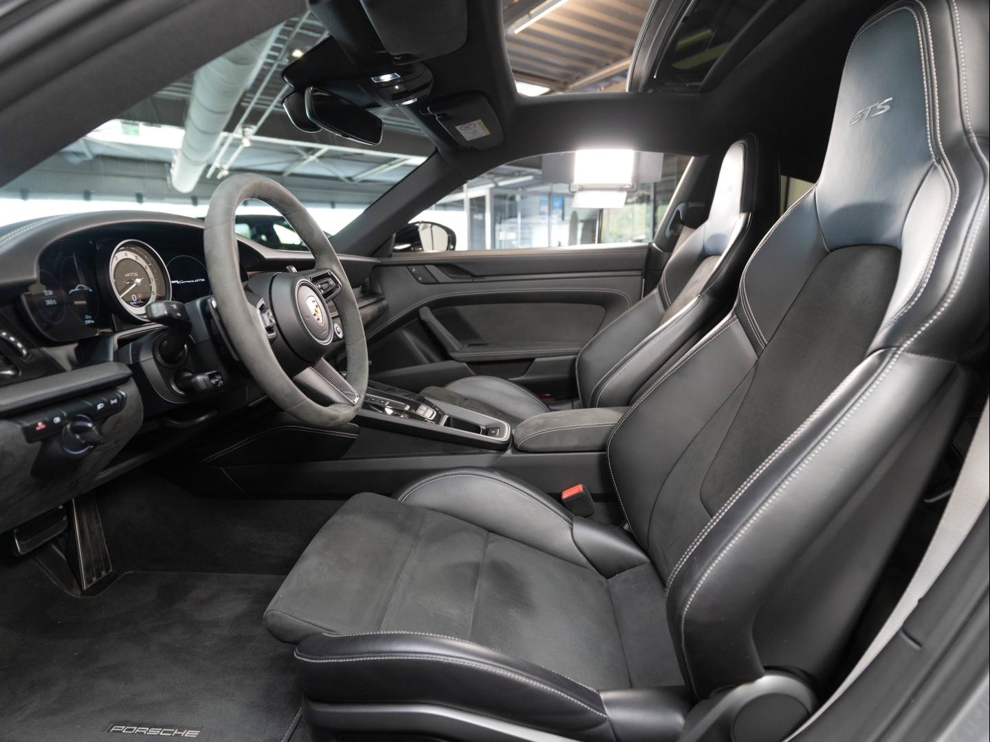 Voitures occasions PORSCHE 911 Coupe Carrera S Champagne-au-Mont-d'Or