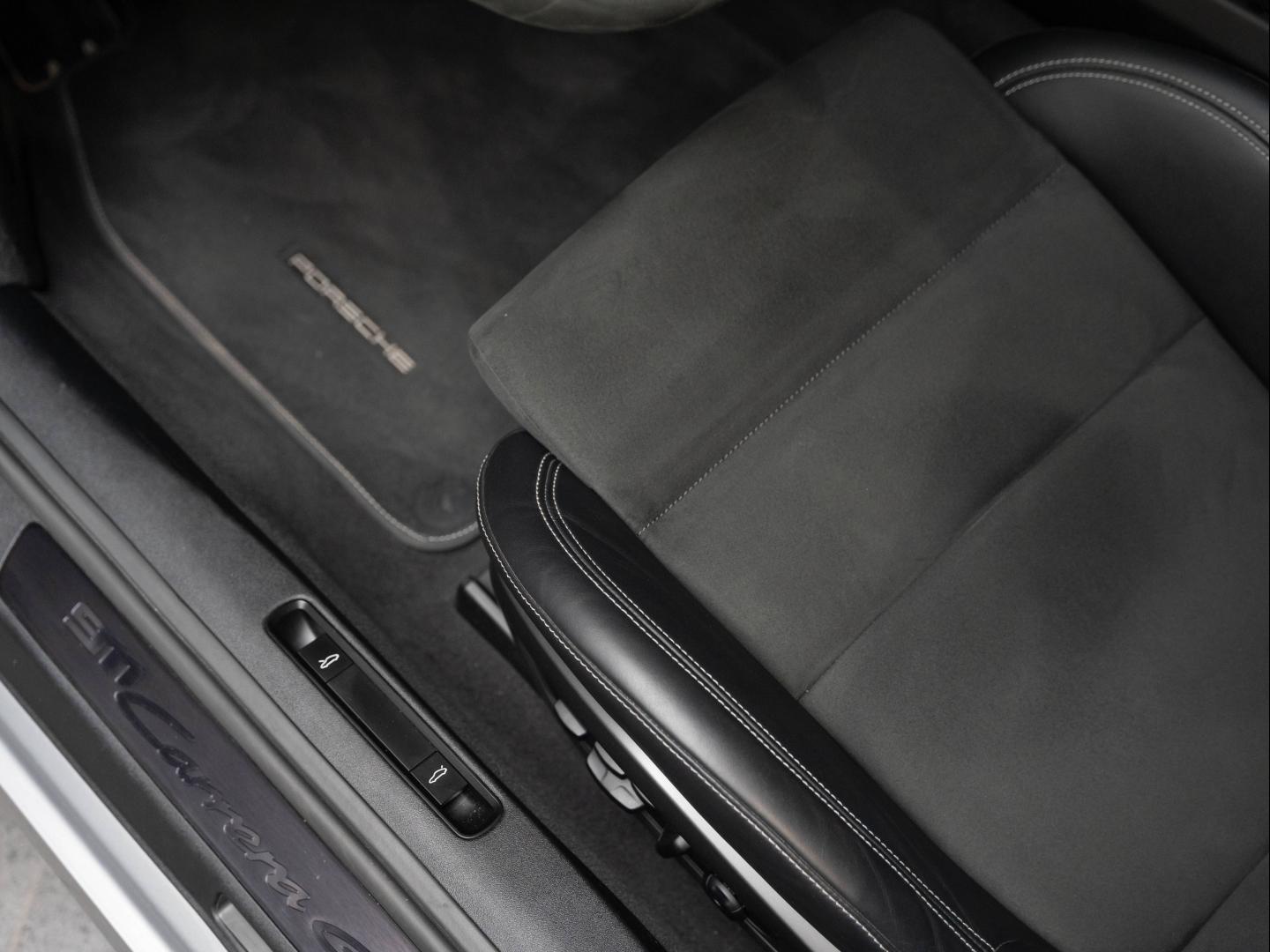 Voitures occasions PORSCHE 911 Coupe Carrera S Champagne-au-Mont-d'Or