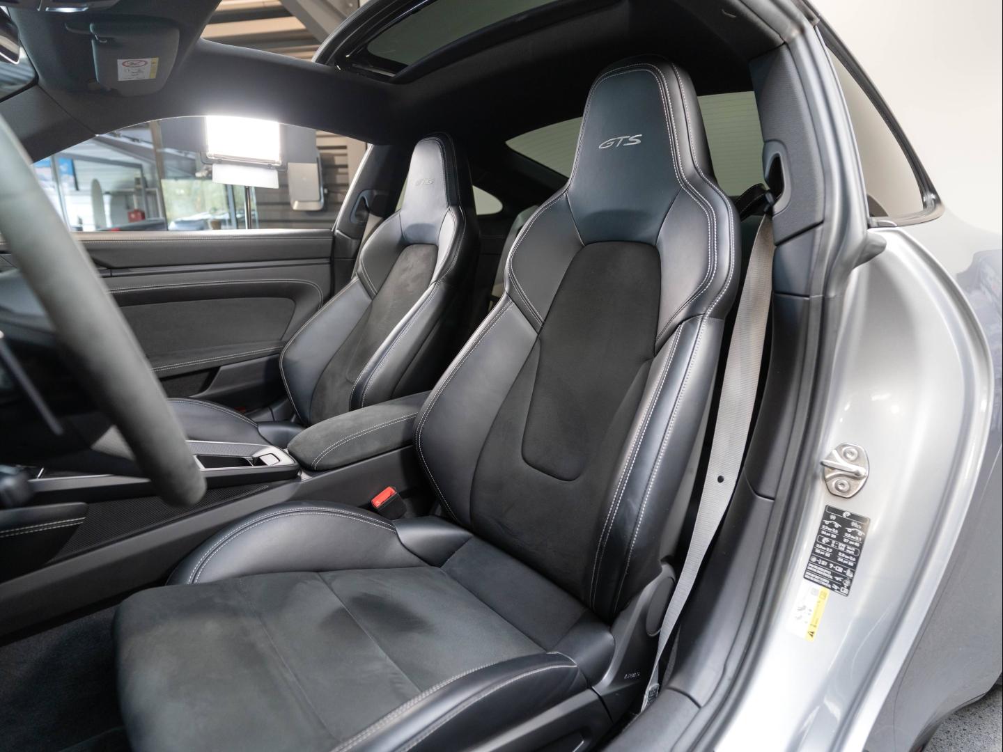 Voitures occasions PORSCHE 911 Coupe Carrera S Champagne-au-Mont-d'Or