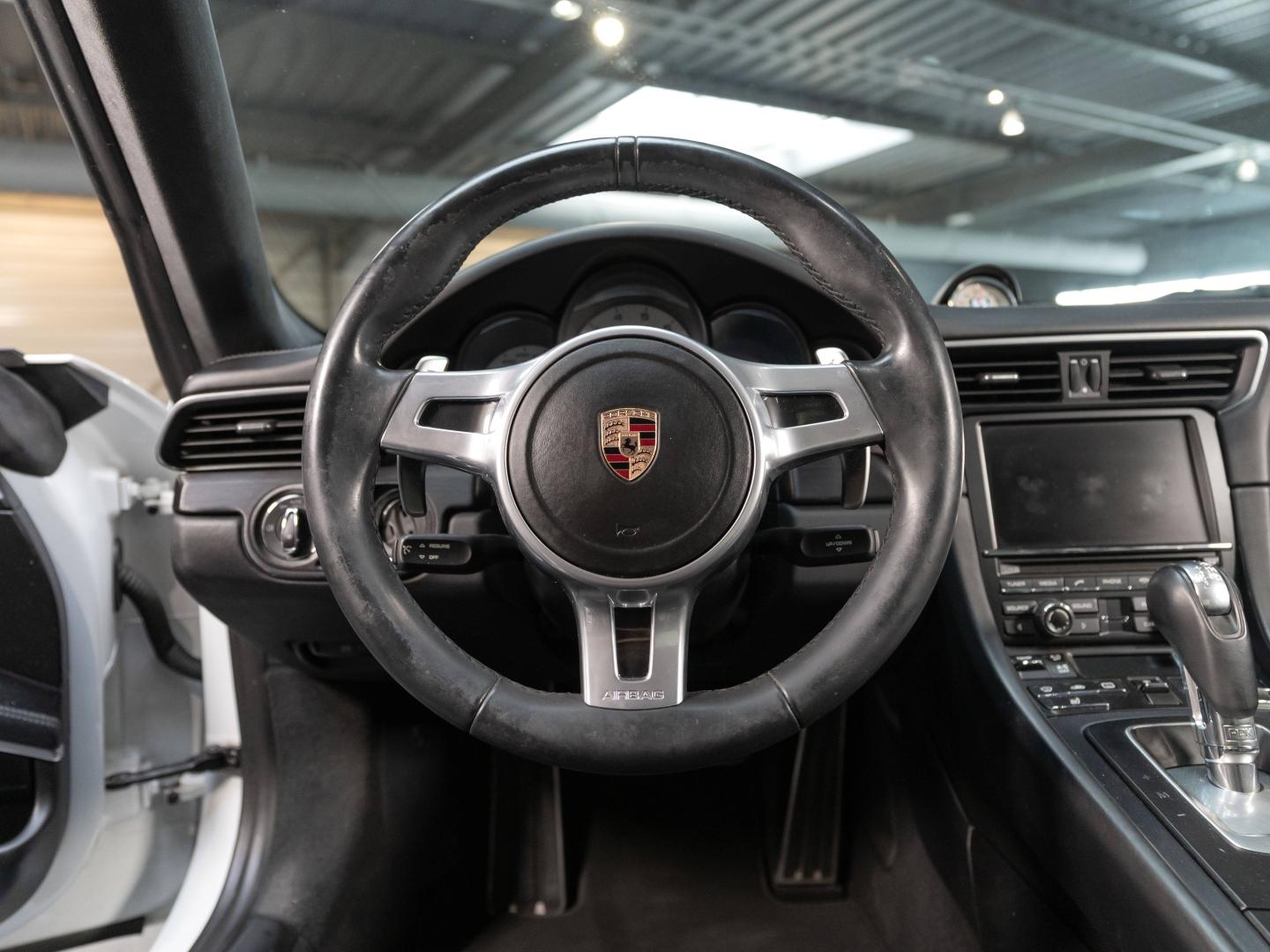 Voitures occasions PORSCHE 911 Coupe GTS Champagne-au-Mont-d'Or