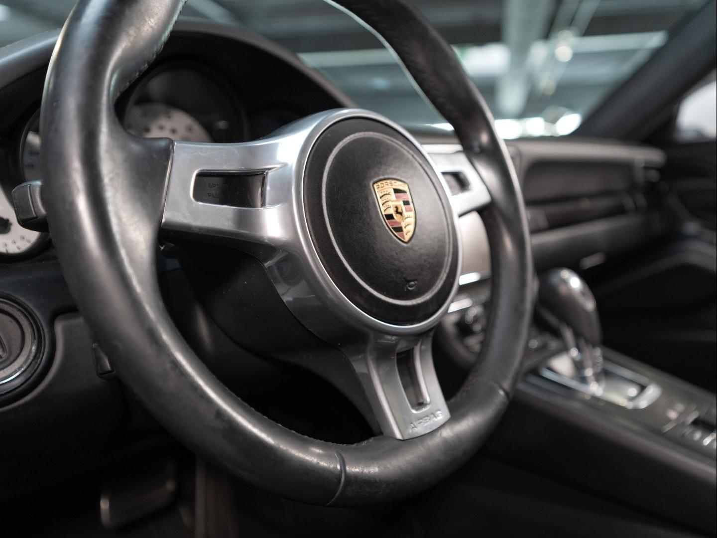 Voitures occasions PORSCHE 911 Coupe GTS Champagne-au-Mont-d'Or
