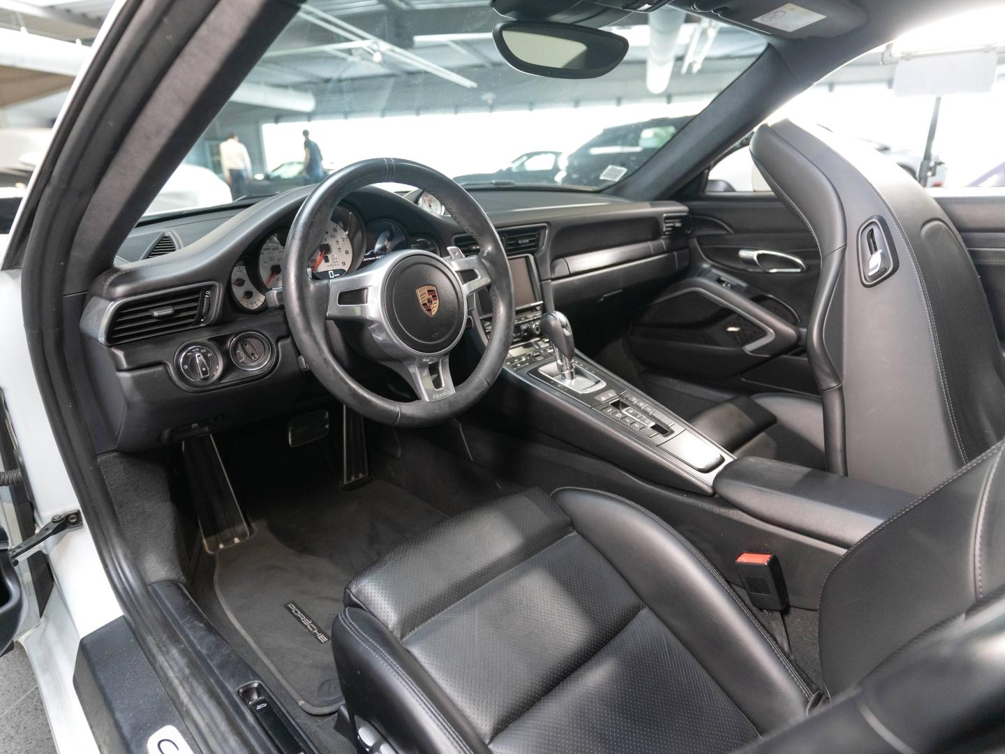 Voitures occasions PORSCHE 911 Coupe GTS Champagne-au-Mont-d'Or