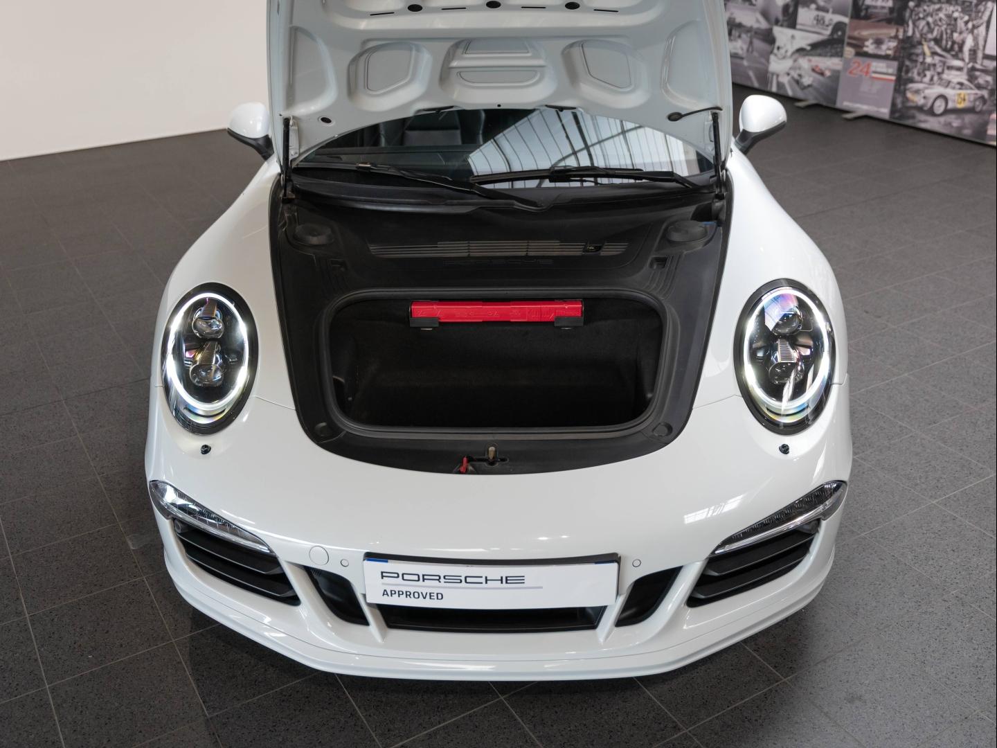 Voitures occasions PORSCHE 911 Coupe GTS Champagne-au-Mont-d'Or