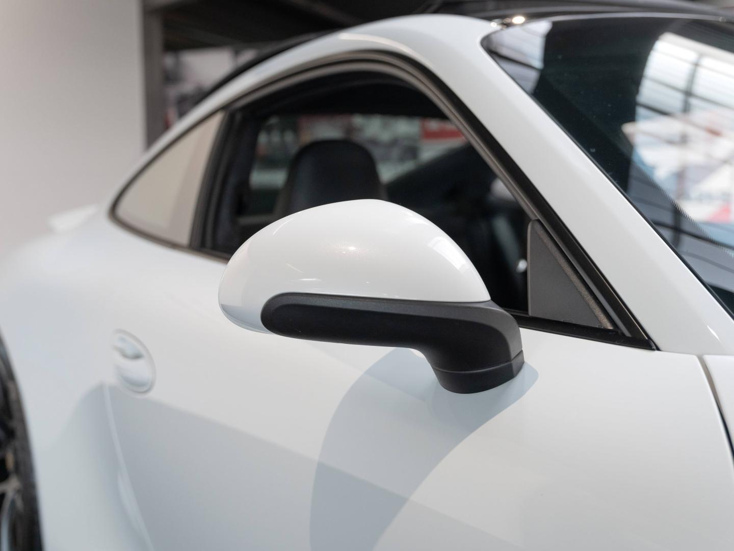 Voitures occasions PORSCHE 911 Coupe GTS Champagne-au-Mont-d'Or