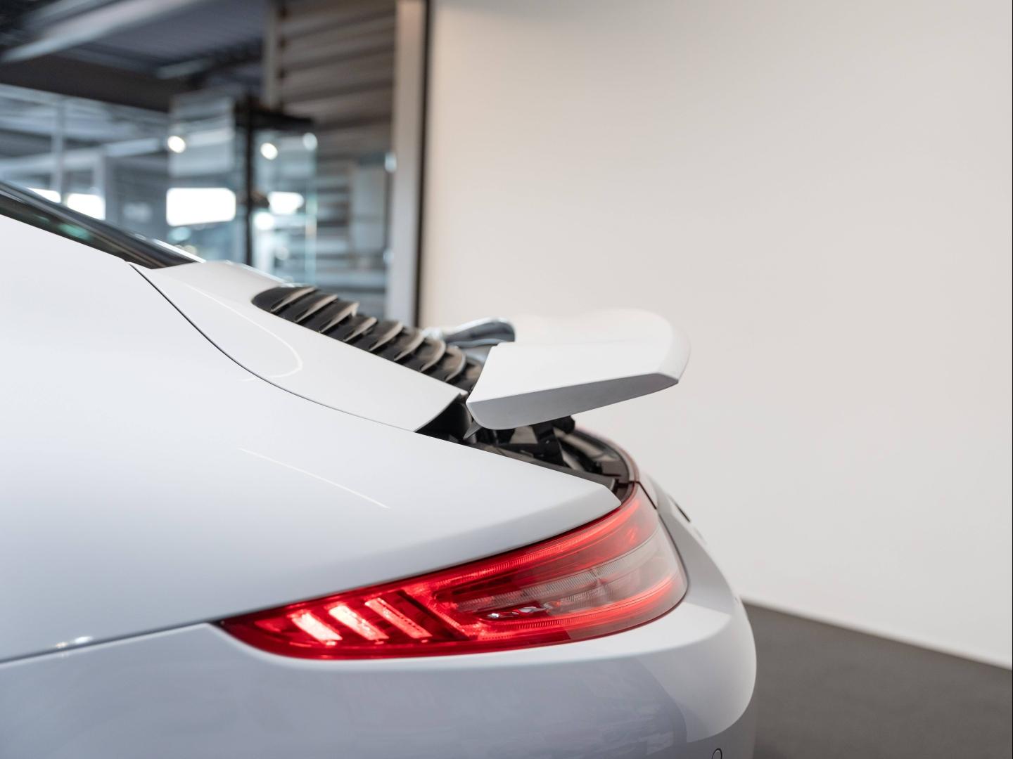 Voitures occasions PORSCHE 911 Coupe GTS Champagne-au-Mont-d'Or