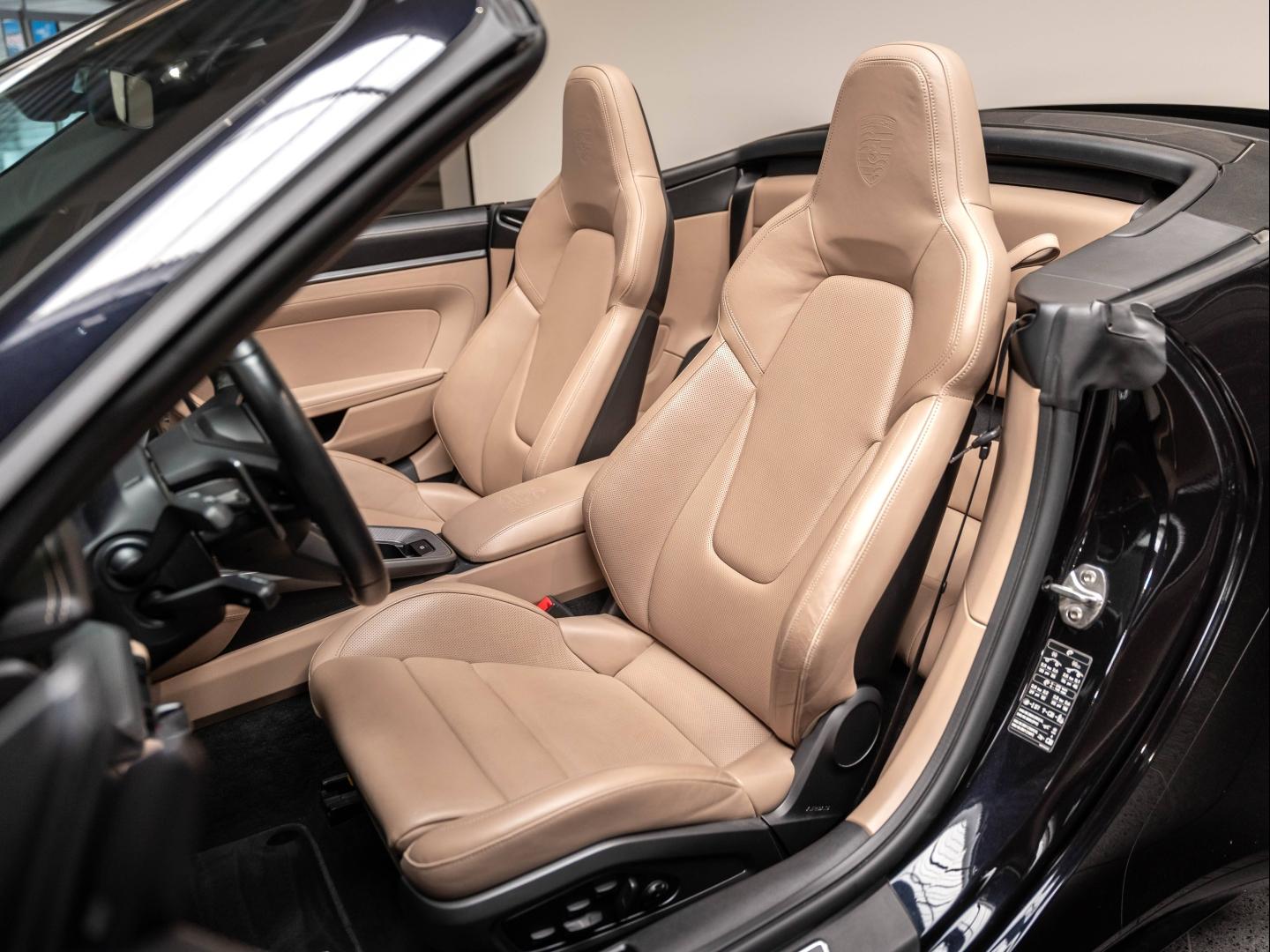 Voitures occasions PORSCHE 911 Cabriolet Carrera 4S Champagne-au-Mont-d'Or