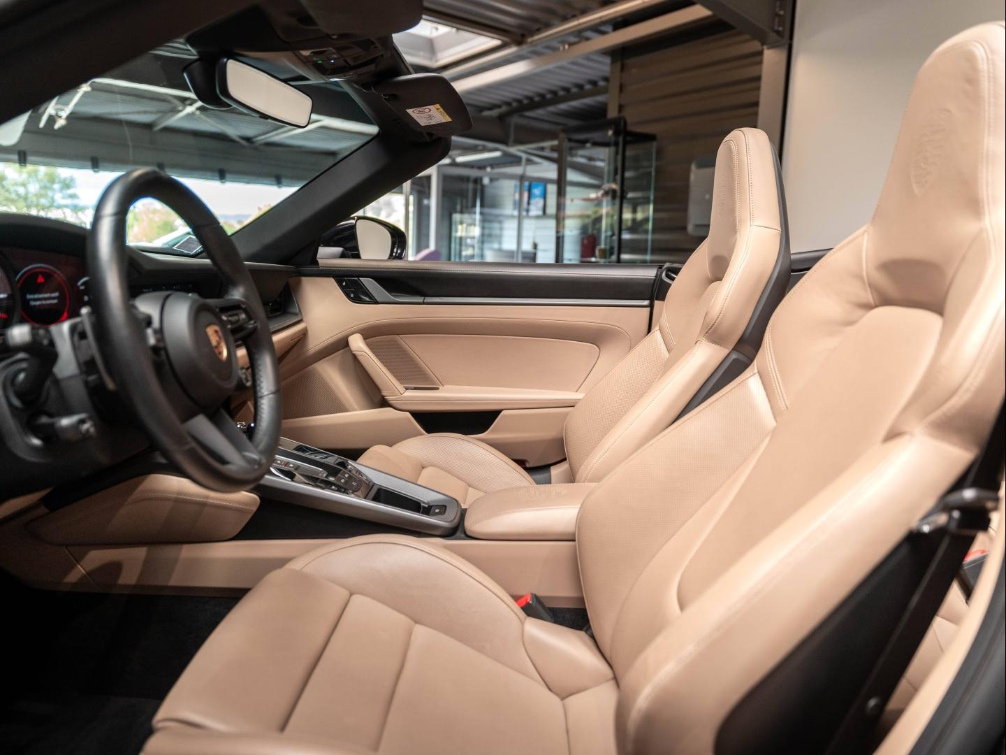 Voitures occasions PORSCHE 911 Cabriolet Carrera 4S Champagne-au-Mont-d'Or