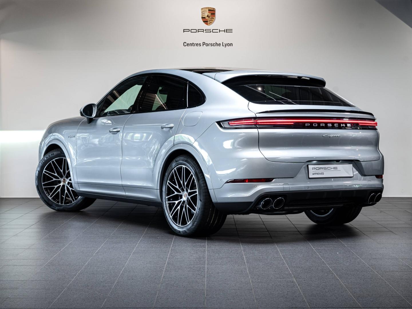 Voitures occasions PORSCHE Cayenne Coupe E-Hybrid Champagne-au-Mont-d'Or