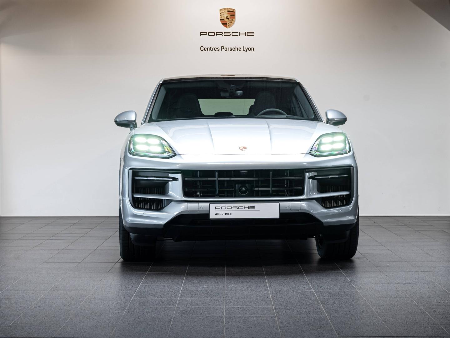 Voitures occasions PORSCHE Cayenne Coupe E-Hybrid Champagne-au-Mont-d'Or