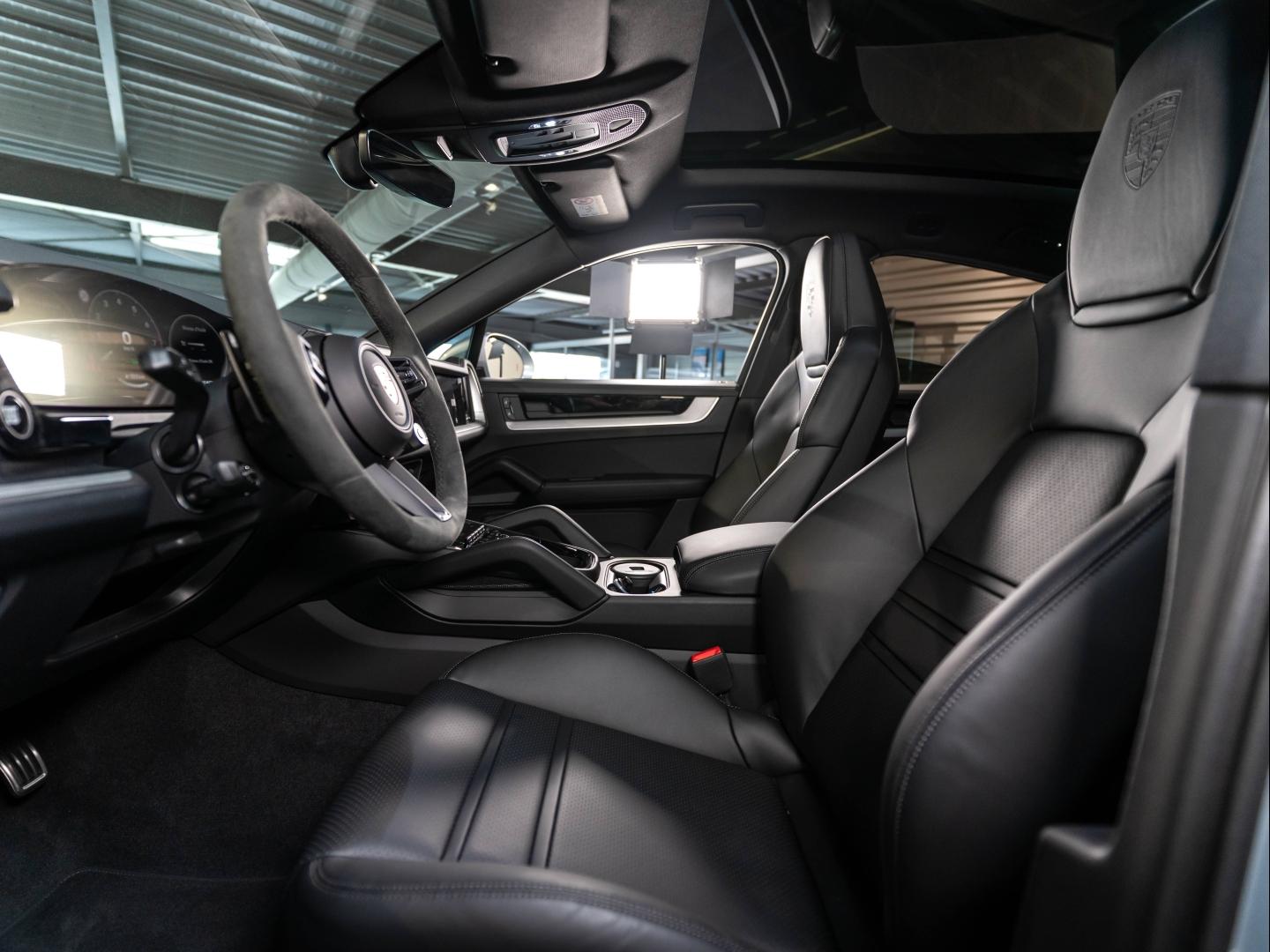 Voitures occasions PORSCHE Cayenne Coupe E-Hybrid Champagne-au-Mont-d'Or