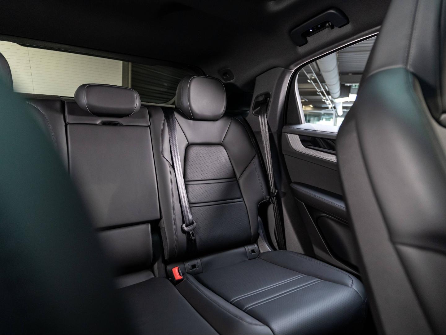 Voitures occasions PORSCHE Cayenne Coupe E-Hybrid Champagne-au-Mont-d'Or