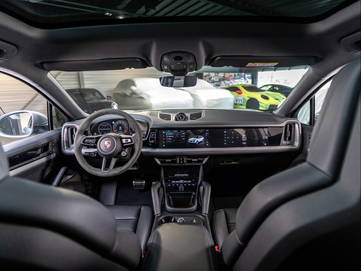 Voitures occasions PORSCHE Cayenne Coupe E-Hybrid Champagne-au-Mont-d'Or