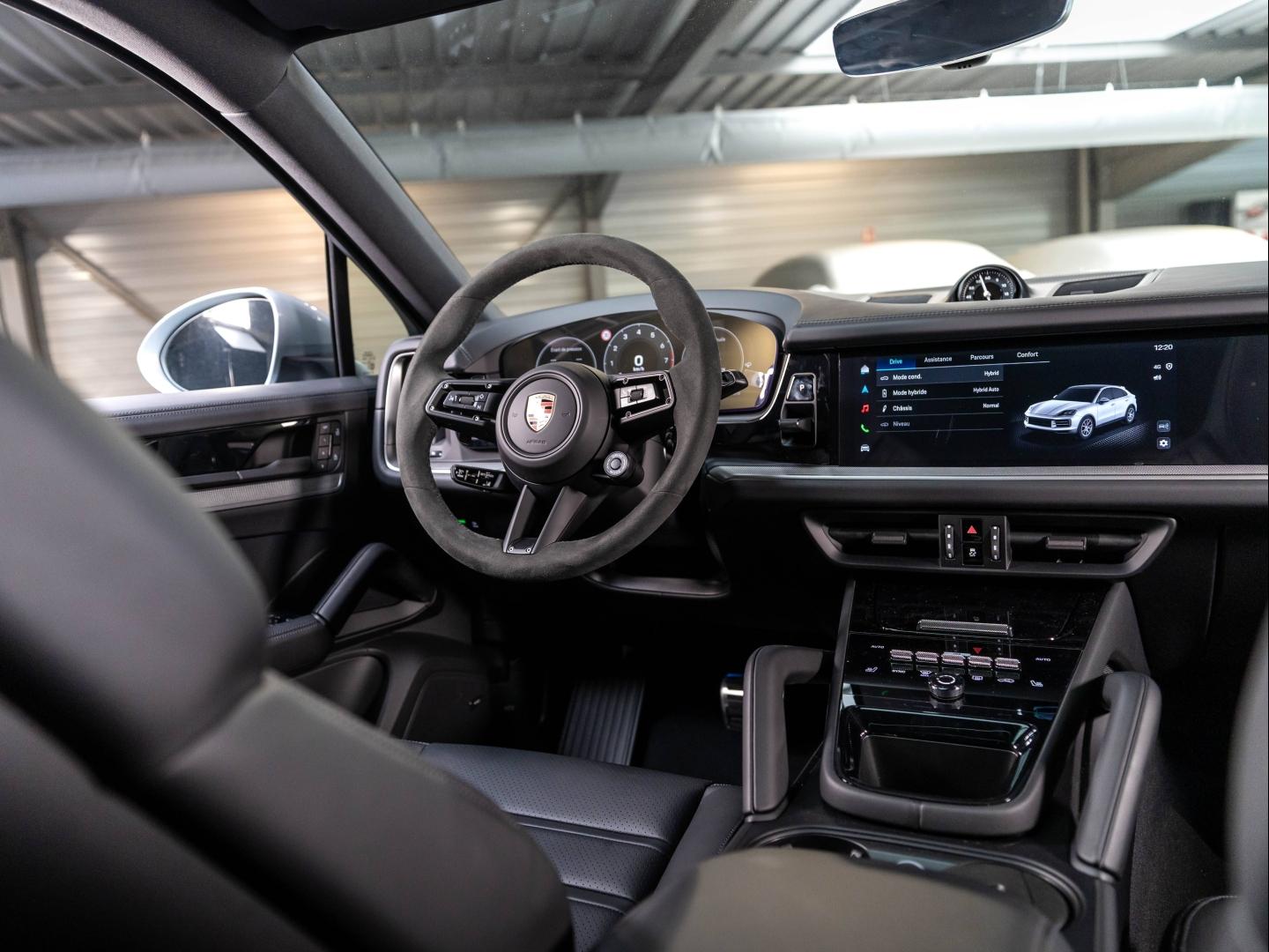 Voitures occasions PORSCHE Cayenne Coupe E-Hybrid Champagne-au-Mont-d'Or