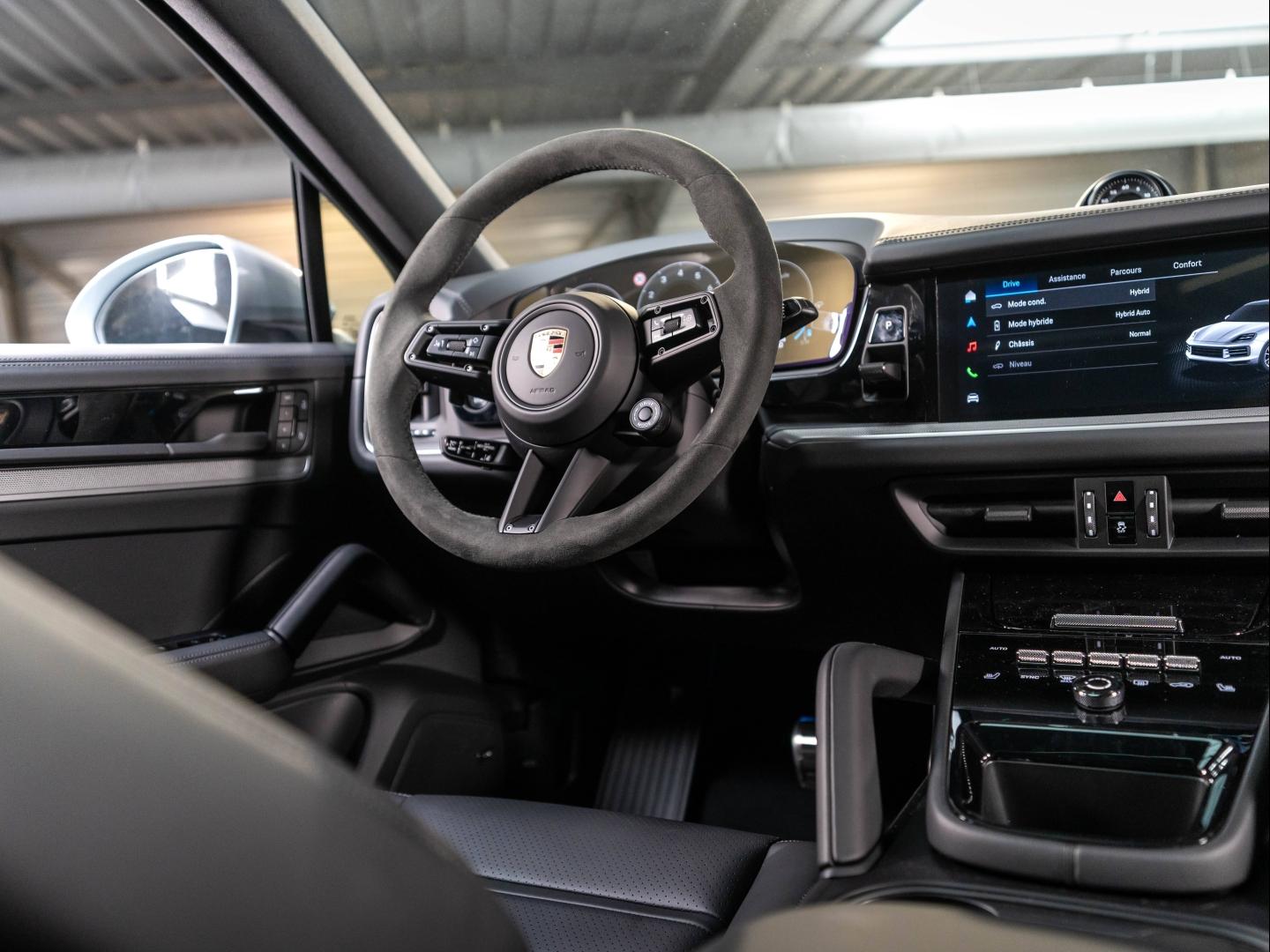 Voitures occasions PORSCHE Cayenne Coupe E-Hybrid Champagne-au-Mont-d'Or