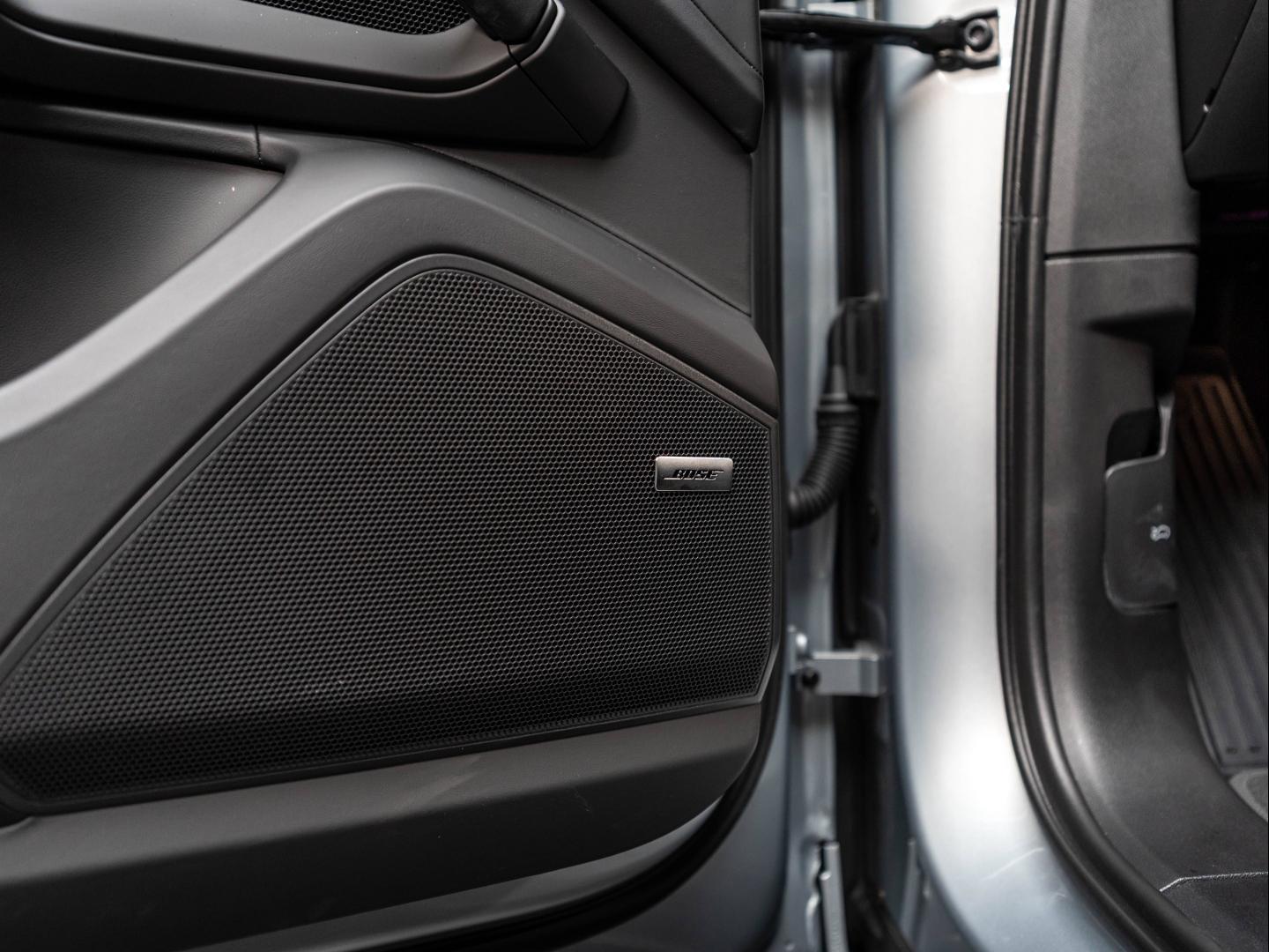 Voitures occasions PORSCHE Cayenne Coupe E-Hybrid Champagne-au-Mont-d'Or