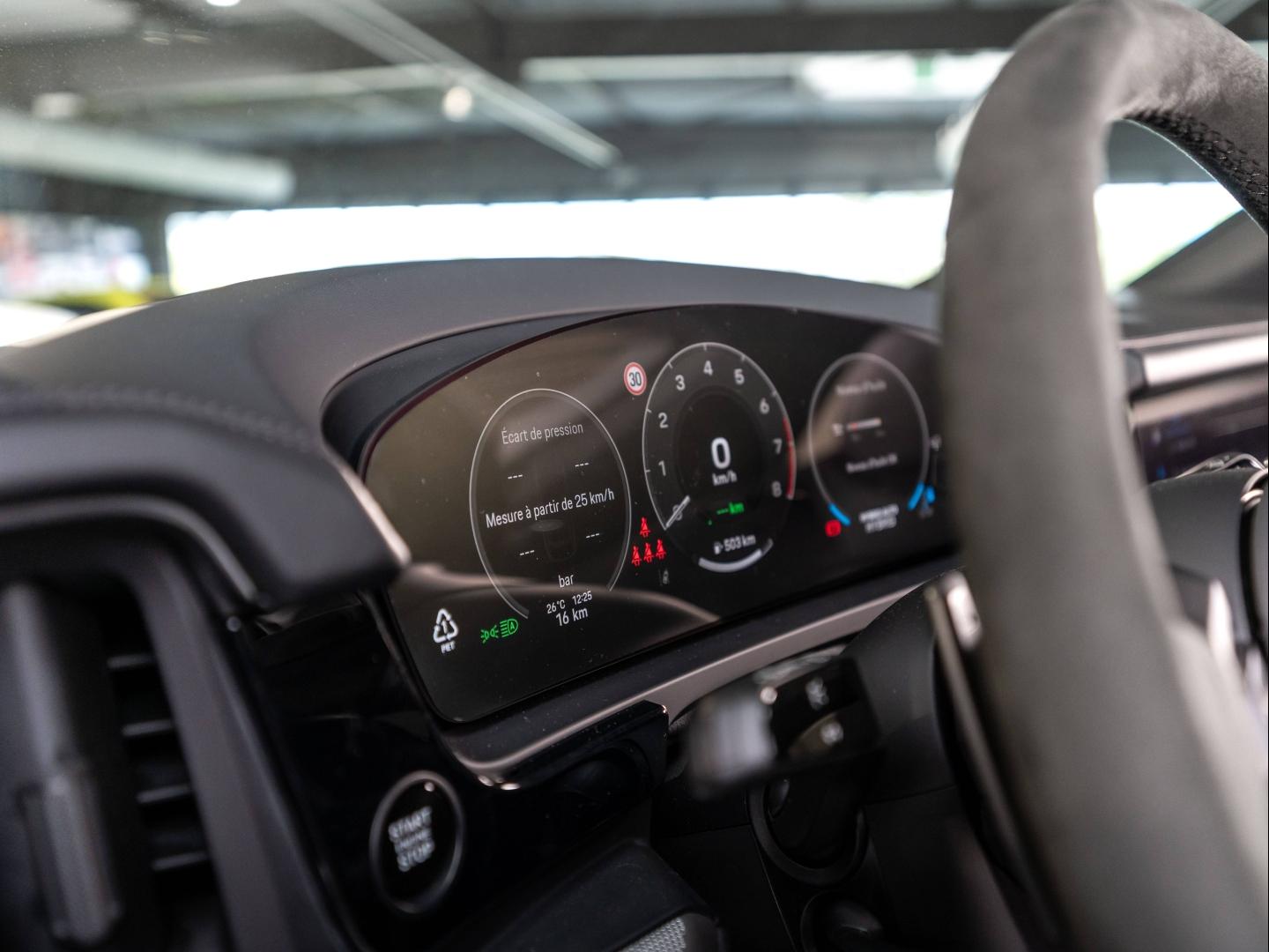 Voitures occasions PORSCHE Cayenne Coupe E-Hybrid Champagne-au-Mont-d'Or