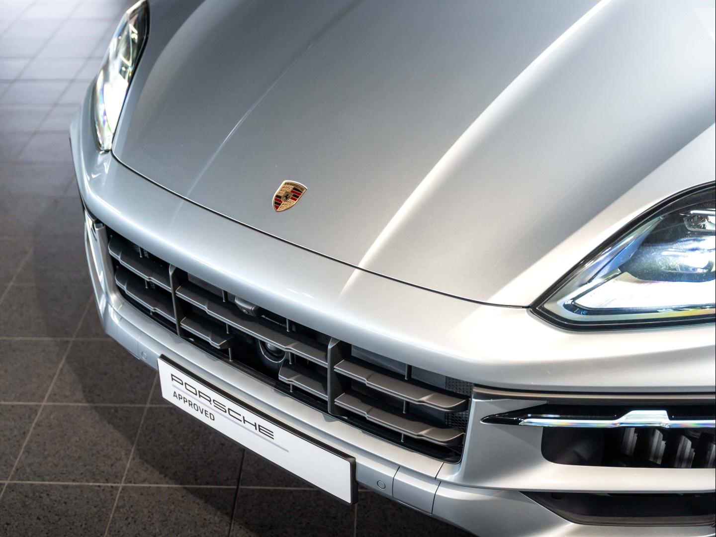 Voitures occasions PORSCHE Cayenne Coupe E-Hybrid Champagne-au-Mont-d'Or