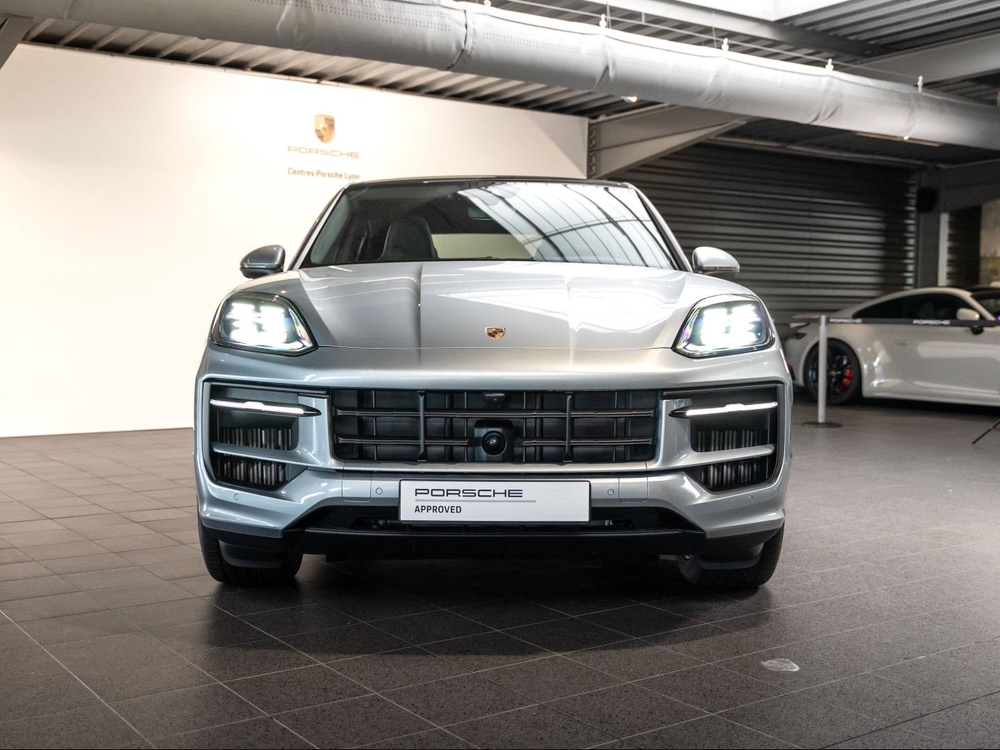 Voitures occasions PORSCHE Cayenne Coupe E-Hybrid Champagne-au-Mont-d'Or