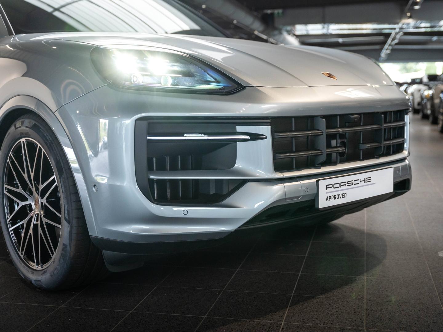 Voitures occasions PORSCHE Cayenne Coupe E-Hybrid Champagne-au-Mont-d'Or