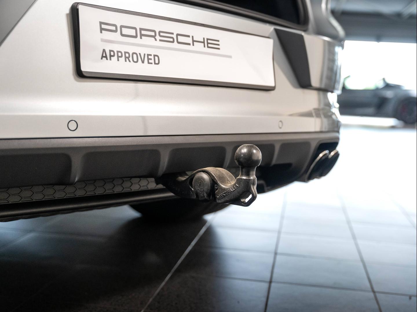 Voitures occasions PORSCHE Cayenne Coupe E-Hybrid Champagne-au-Mont-d'Or